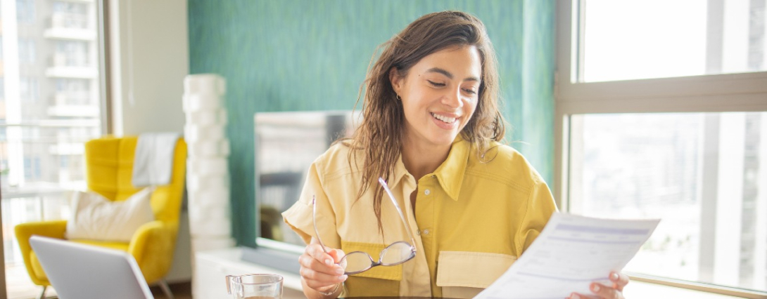 tax services near syracuse ny client looking at tax return